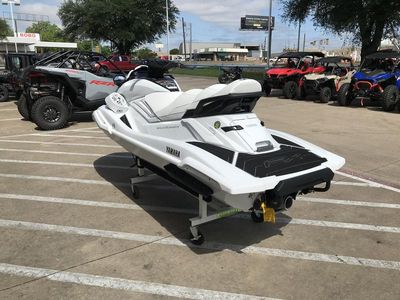 2025 Yamaha FX Cruiser SVHO - Photo 6