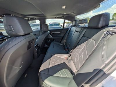 2025 BMW 5 Series - Photo 11