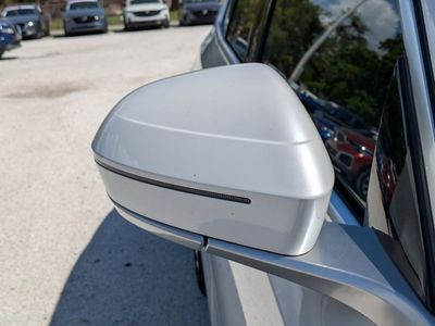 2025 BMW 5 Series - Photo 10