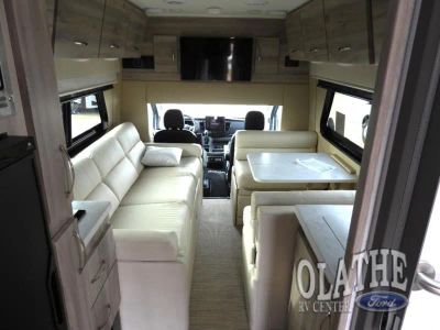 2024 Chinook Maverick - Photo 12