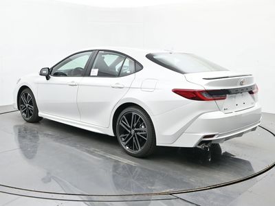 2026 Toyota Camry - Photo 3