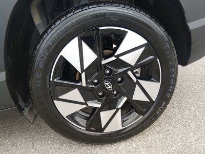 2025 Hyundai Kona - Photo 10