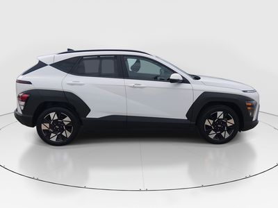 2025 Hyundai Kona - Photo 8