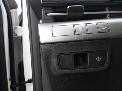 2025 Hyundai Kona - Photo 13