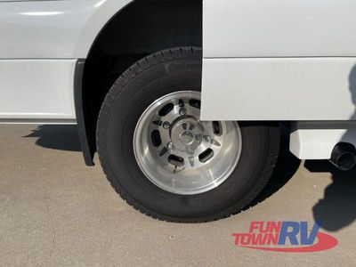 2024 Coachmen RV Galleria - Photo 10