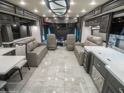 2026 Fleetwood Discovery - Photo 3