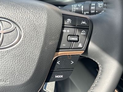 2026 Toyota Crown Signia — photo 22 view