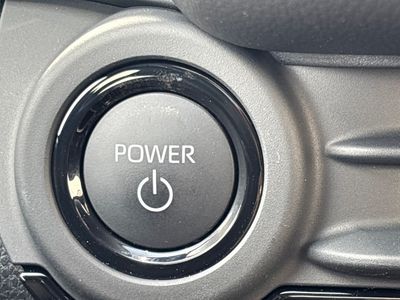 2026 Toyota Crown Signia — photo 19 view