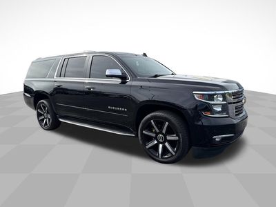 2019 Chevrolet Suburban - Photo 3