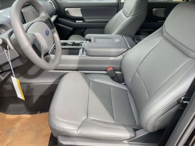 2026 Ford Expedition — photo 13 view