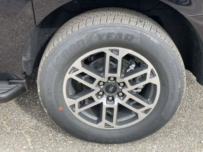 2026 Ford Expedition — photo 9 view