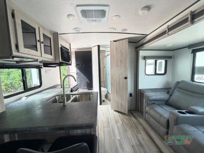 2024 Coachmen RV Northern Spirit Ultra Lite - Photo 14