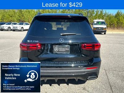 2025 Mercedes-Benz GLB — photo 12 view