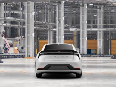 2026 Toyota Prius Plug-in Hybrid - Photo 8