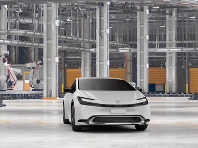 2026 Toyota Prius Plug-in Hybrid - Photo 16