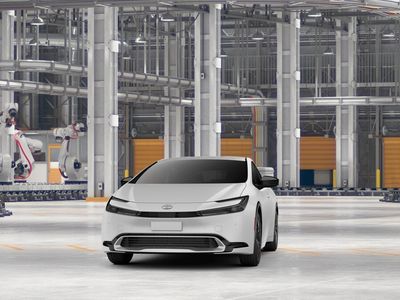 2026 Toyota Prius Plug-in Hybrid - Photo 18