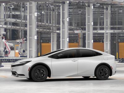 2026 Toyota Prius Plug-in Hybrid - Photo 3