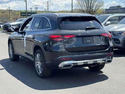 2026 Mercedes-Benz GLC — photo 8 view