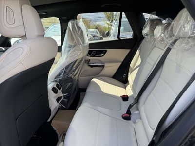 2026 Mercedes-Benz GLC — photo 29 view