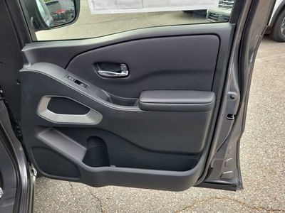 2026 Nissan Frontier - Photo 31
