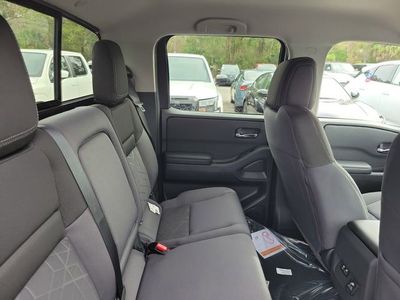 2026 Nissan Frontier - Photo 27