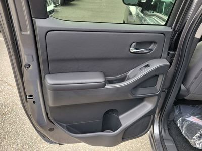 2026 Nissan Frontier - Photo 25
