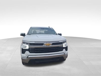 2025 Chevrolet Silverado 1500 — detail view