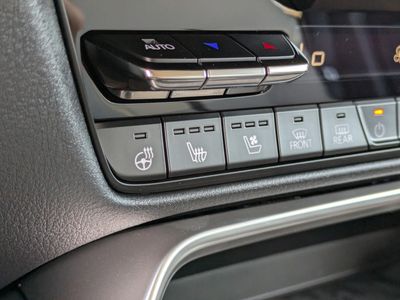 2026 Mazda CX-90 — photo 29 view