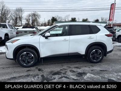 2025 Nissan Rogue SV - Photo 7