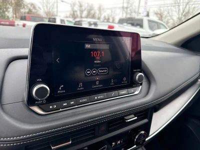 2025 Nissan Rogue SV - Photo 32