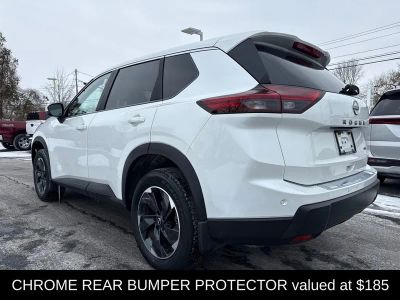 2025 Nissan Rogue SV - Photo 8