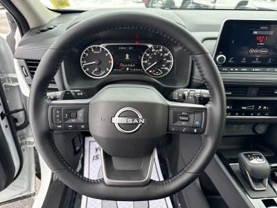 2025 Nissan Rogue SV - Photo 24