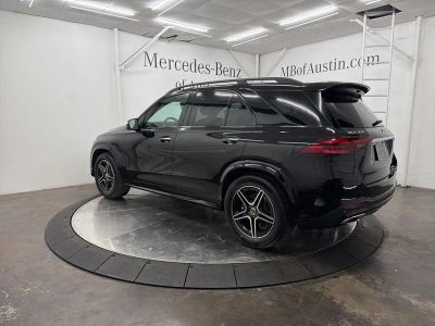 2026 Mercedes-Benz GLE — detail view