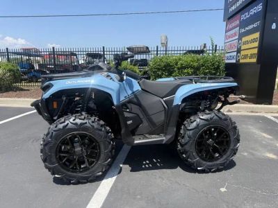 2026 Can-Am® Outlander XT 700 — front three-quarter view