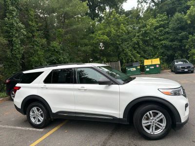 2023 Ford Explorer — rear three-quarter view