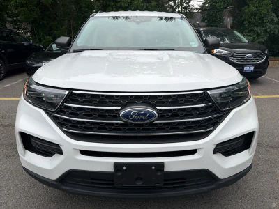2023 Ford Explorer — interior view