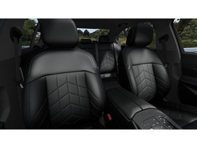 2026 BMW 5 Series — photo 11 view