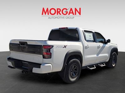 2026 Nissan Frontier — photo 8 view