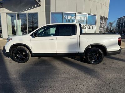 2026 Honda Ridgeline — photo 8 view
