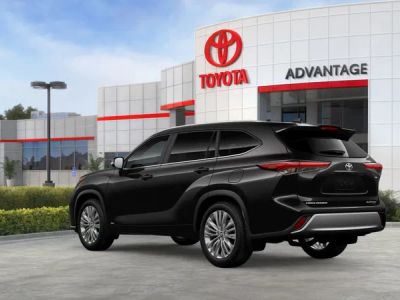 2026 Toyota Highlander Hybrid - Photo 8