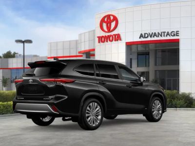2026 Toyota Highlander Hybrid - Photo 12