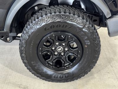 2022 Ford Bronco — photo 34 view