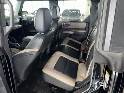 2022 Ford Bronco — photo 14 view