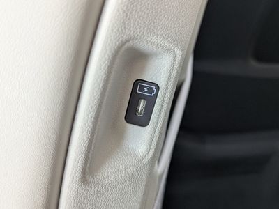 2026 Kia Sorento — photo 15 view