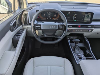 2026 Kia Sorento — photo 18 view