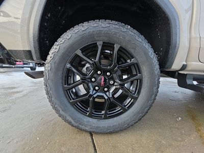 2026 GMC Canyon - Photo 15