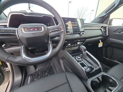 2026 GMC Canyon - Photo 12