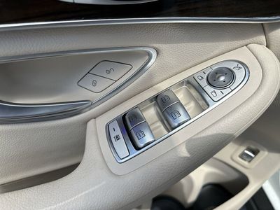 2022 Mercedes-Benz GLC - Photo 15