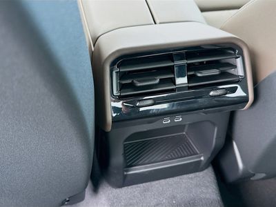 2026 BMW 5 Series - Photo 18