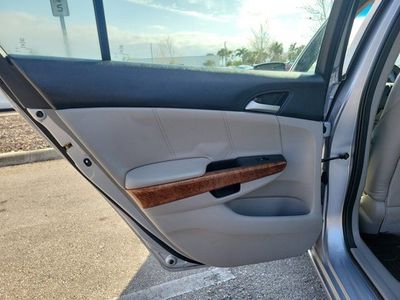 2011 Honda Accord Sdn - Photo 13